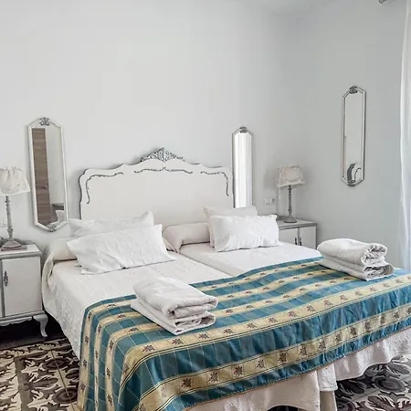 Casa Cueva Rural Vico, Ideal Grandes Grupos Дом отдыха
